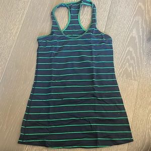 Lululemon tank size 6 navy and green stripe